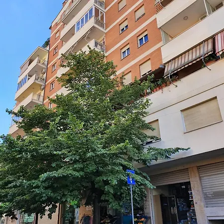 Tirana_cliche_apartment Tirana